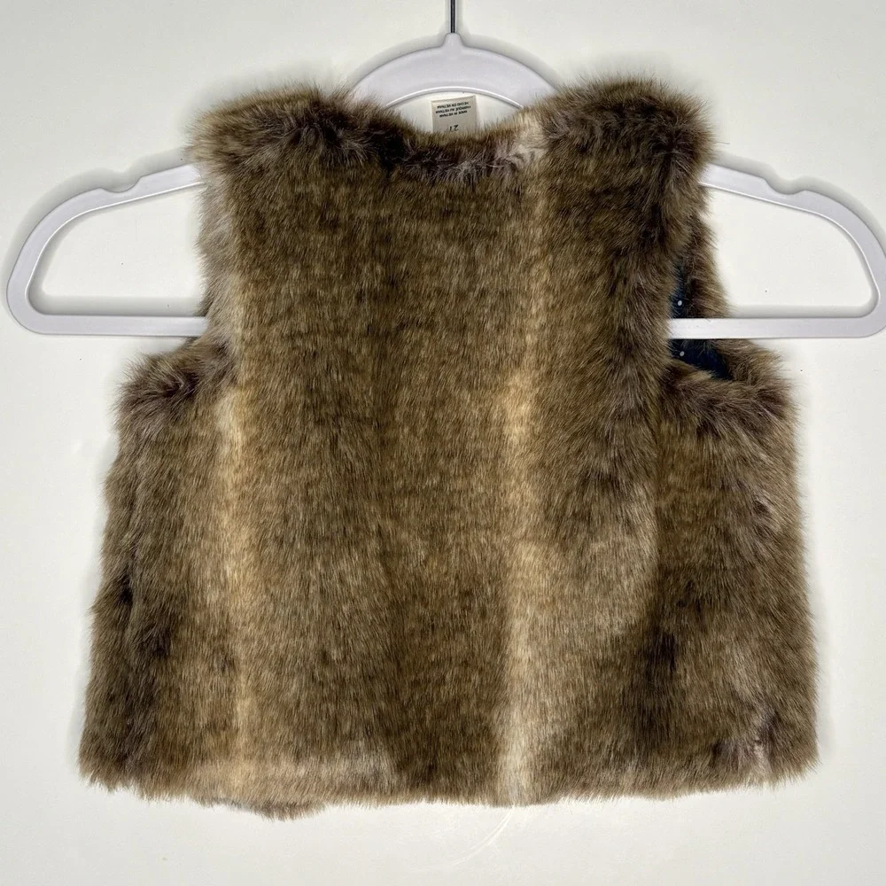 Oshkosh B'gosh Brown Faux Fur Vest Size 2T Whimsical Winter Rustic Charm Boho